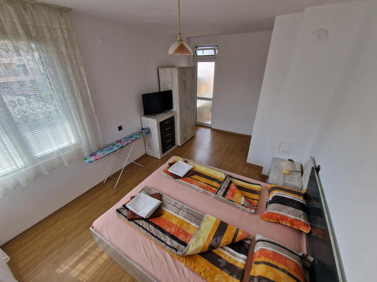Zoya Apartment โซโซโปล ภายนอก รูปภาพ